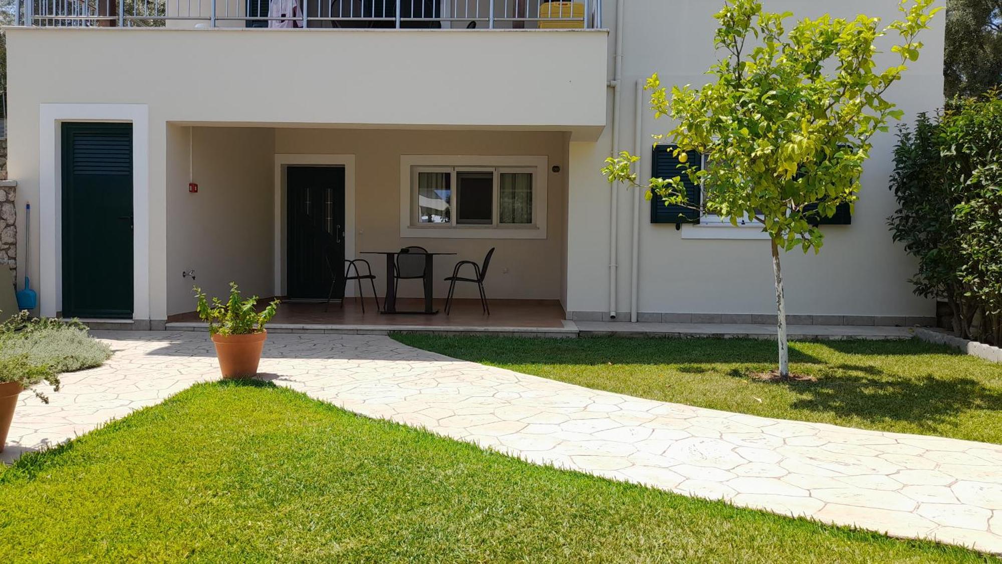 Lefkogea Villas & Apartments Цукаладес Екстер'єр фото