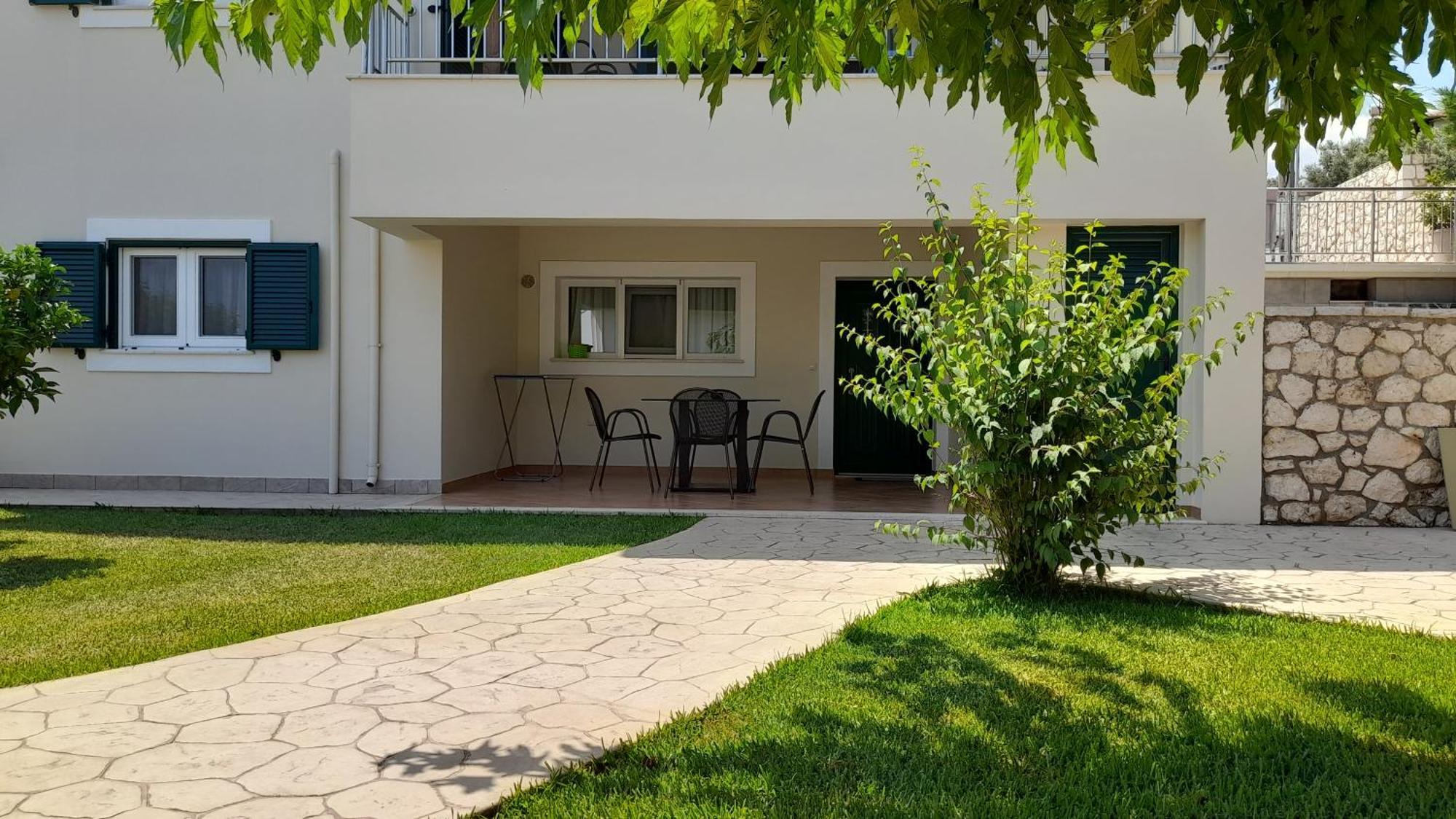 Lefkogea Villas & Apartments Цукаладес Екстер'єр фото